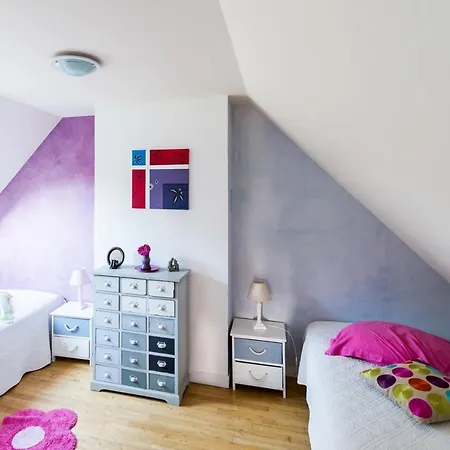 Βίλα Superbe 4 Etoiles Avec Tres Belles Prestations Et Jardin Sur La A - Ref 7 *